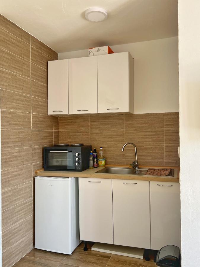 Jg Studio Apartment Vranjina Kültér fotó